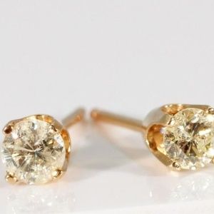 14K Gold Diamond Stud Earrings